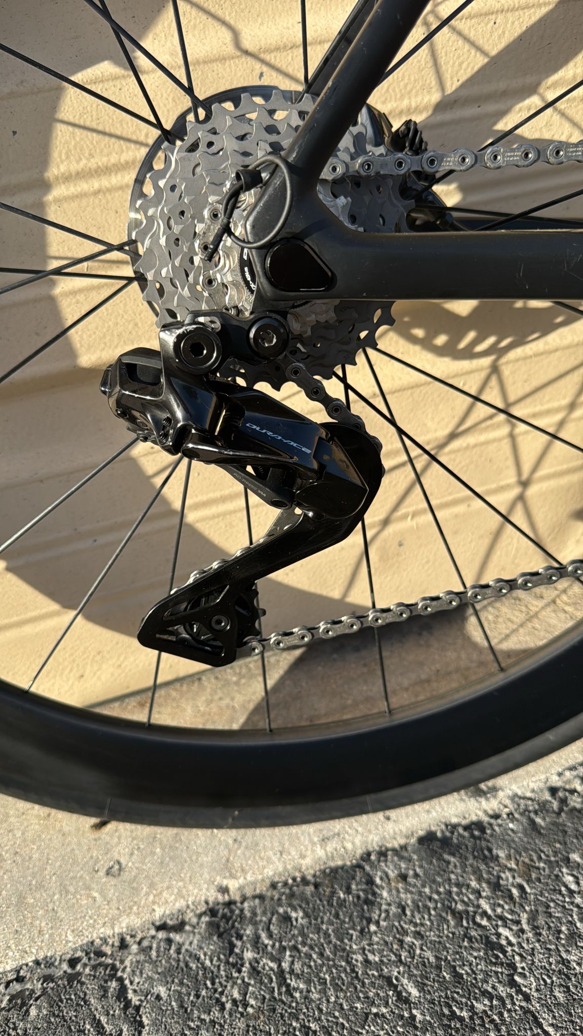 V4RS SDM3 UAE ORIGINAL BIKE BENNET